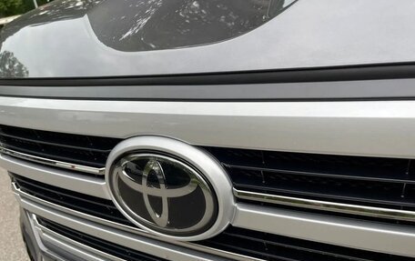 Toyota Land Cruiser, 2021 год, 12 500 000 рублей, 3 фотография