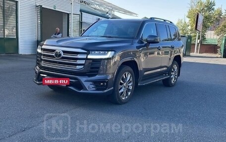 Toyota Land Cruiser, 2021 год, 12 500 000 рублей, 2 фотография