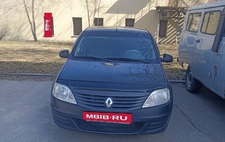 Renault Logan I, 2013 год, 600 000 рублей, 3 фотография