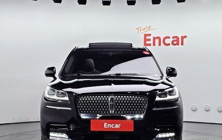 Lincoln Aviator II, 2021 год, 5 420 000 рублей, 2 фотография