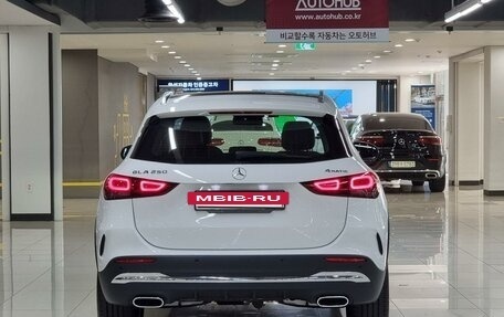 Mercedes-Benz GLA, 2023 год, 4 865 000 рублей, 4 фотография