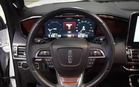 Lincoln Navigator, 2021 год, 8 128 000 рублей, 8 фотография