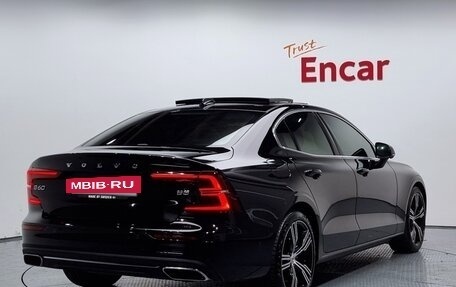 Volvo S60 III, 2021 год, 3 300 000 рублей, 2 фотография