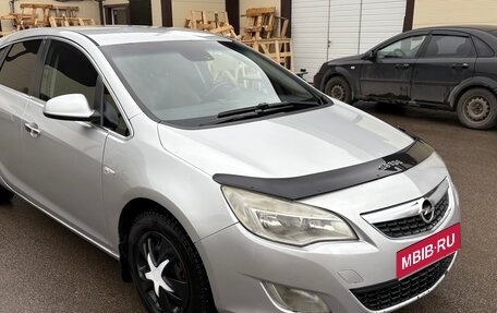 Opel Astra J, 2011 год, 510 000 рублей, 1 фотография