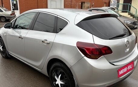 Opel Astra J, 2011 год, 510 000 рублей, 4 фотография