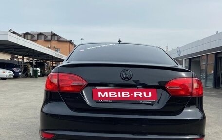 Volkswagen Jetta VI, 2011 год, 999 999 рублей, 7 фотография