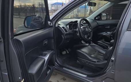 Mitsubishi Outlander III рестайлинг 3, 2008 год, 1 150 000 рублей, 14 фотография