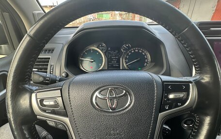 Toyota Land Cruiser Prado 150 рестайлинг 2, 2018 год, 4 850 000 рублей, 16 фотография