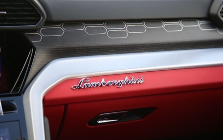 Lamborghini Urus I, 2019 год, 22 900 000 рублей, 25 фотография