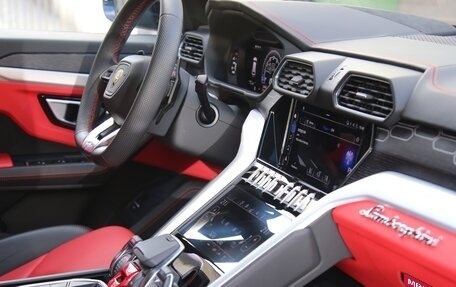Lamborghini Urus I, 2019 год, 22 900 000 рублей, 23 фотография