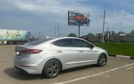 Hyundai Elantra VI рестайлинг, 2017 год, 1 800 000 рублей, 10 фотография