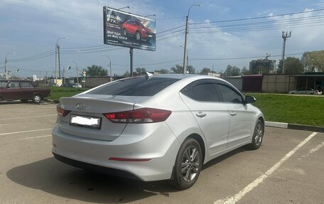 Hyundai Elantra VI рестайлинг, 2017 год, 1 800 000 рублей, 3 фотография