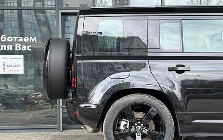 Land Rover Defender II, 2024 год, 15 000 000 рублей, 17 фотография