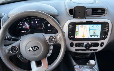 KIA Soul EV I, 2017 год, 1 600 000 рублей, 5 фотография