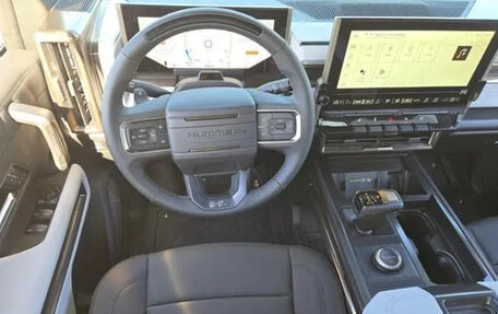 GMC Hummer EV, 2025 год, 13 080 000 рублей, 7 фотография