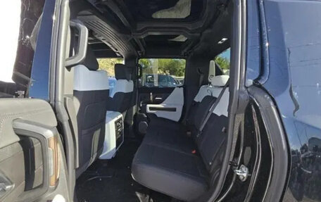 GMC Hummer EV, 2025 год, 13 080 000 рублей, 6 фотография