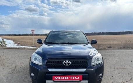 Toyota RAV4, 2006 год, 1 100 000 рублей, 2 фотография