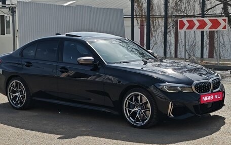 BMW 3 серия, 2019 год, 5 300 000 рублей, 2 фотография