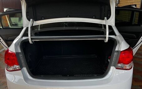 Chevrolet Cruze II, 2011 год, 799 000 рублей, 24 фотография