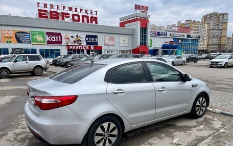 KIA Rio III рестайлинг, 2014 год, 730 000 рублей, 5 фотография