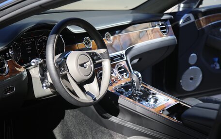 Bentley Continental GT III, 2018 год, 18 900 000 рублей, 23 фотография