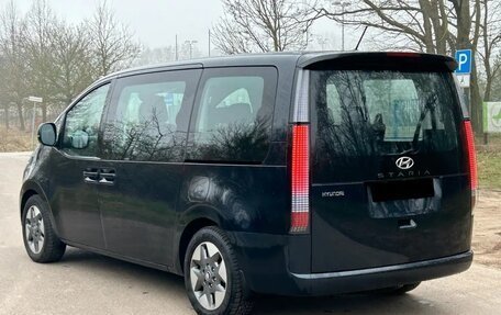 Hyundai Staria, 2024 год, 5 100 000 рублей, 5 фотография