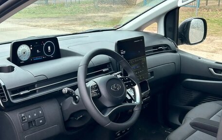 Hyundai Staria, 2024 год, 5 100 000 рублей, 9 фотография