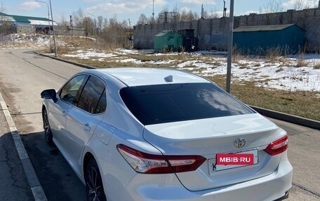 Toyota Camry, 2021 год, 3 650 000 рублей, 13 фотография