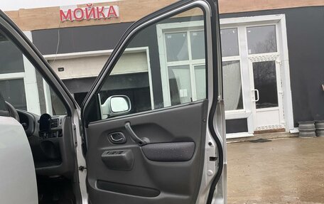 Suzuki Swift II, 2000 год, 290 000 рублей, 11 фотография