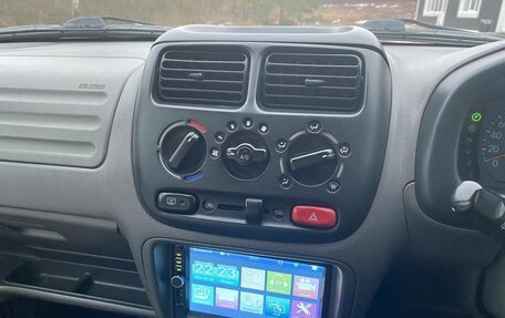 Suzuki Swift II, 2000 год, 290 000 рублей, 17 фотография
