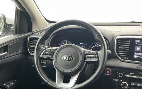 KIA Sportage IV рестайлинг, 2021 год, 2 990 000 рублей, 21 фотография