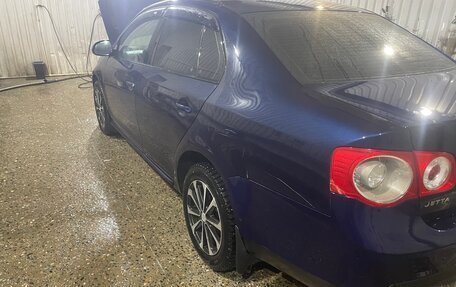 Volkswagen Jetta VI, 2010 год, 710 000 рублей, 4 фотография
