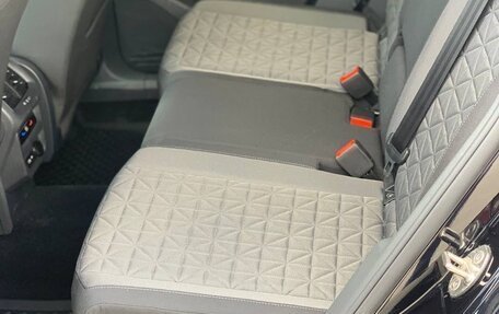 Volkswagen Tiguan II, 2022 год, 3 620 000 рублей, 12 фотография