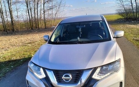 Nissan Rogue II, 2017 год, 1 800 000 рублей, 1 фотография