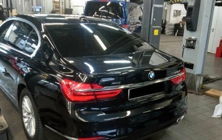 BMW 7 серия, 2018 год, 3 519 000 рублей, 4 фотография