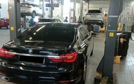 BMW 7 серия, 2018 год, 3 519 000 рублей, 3 фотография