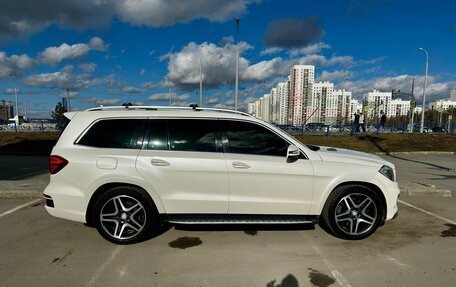 Mercedes-Benz GL-Класс, 2015 год, 3 500 000 рублей, 6 фотография