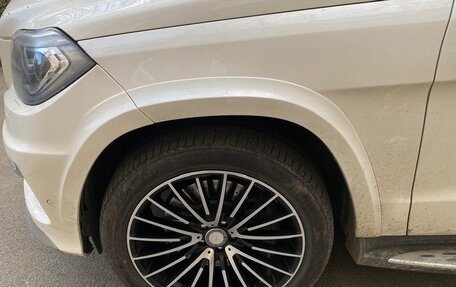 Mercedes-Benz GL-Класс, 2015 год, 3 500 000 рублей, 19 фотография