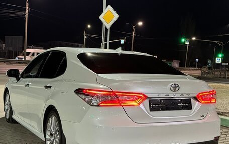 Toyota Camry, 2020 год, 3 600 000 рублей, 5 фотография