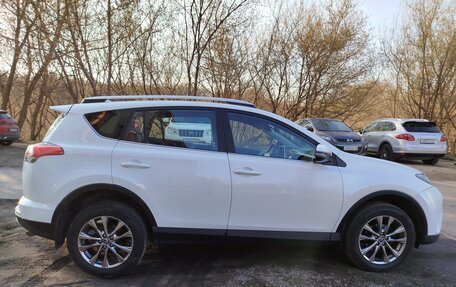 Toyota RAV4, 2019 год, 2 820 000 рублей, 2 фотография