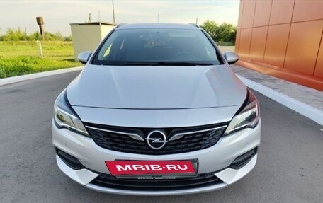 Opel Astra K, 2020 год, 1 520 000 рублей, 4 фотография