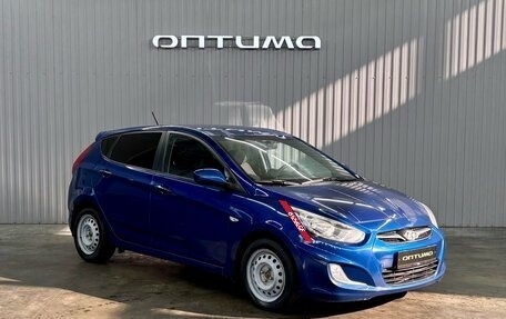 Hyundai Solaris II рестайлинг, 2011 год, 697 000 рублей, 3 фотография