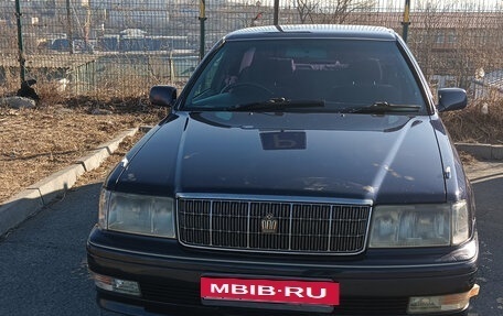Toyota Crown, 1988 год, 570 000 рублей, 1 фотография