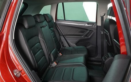 Volkswagen Tiguan II, 2017 год, 2 599 000 рублей, 7 фотография