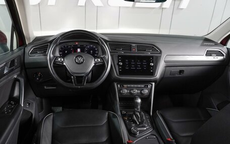 Volkswagen Tiguan II, 2017 год, 2 599 000 рублей, 6 фотография