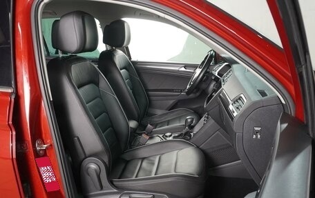 Volkswagen Tiguan II, 2017 год, 2 599 000 рублей, 8 фотография