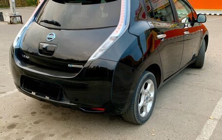 Nissan Leaf I, 2015 год, 850 000 рублей, 9 фотография