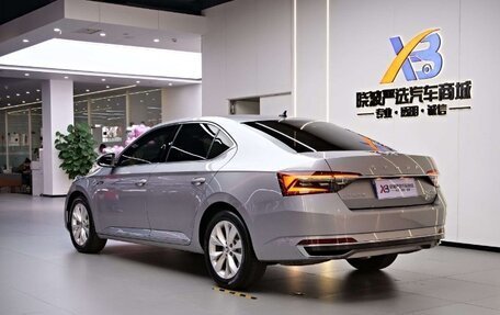 Skoda Superb III рестайлинг, 2021 год, 2 050 000 рублей, 4 фотография