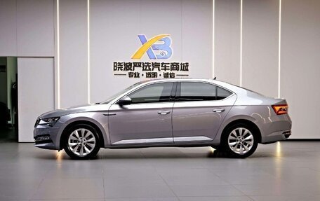 Skoda Superb III рестайлинг, 2021 год, 2 050 000 рублей, 6 фотография