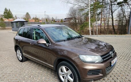 Volkswagen Touareg III, 2014 год, 2 510 000 рублей, 3 фотография